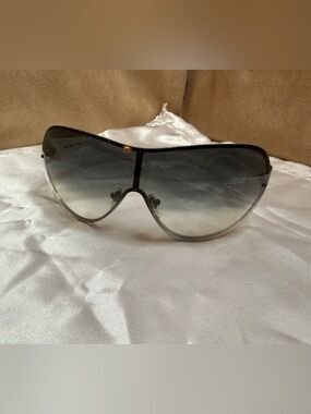 Salvatore Ferragamo Shield Sunglasses White 
Gradient Lens Italy-with callouts
